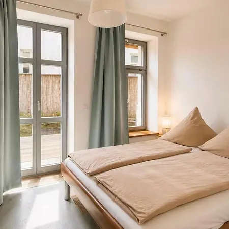 Lee - Altstadtwohnung Mit Terrasse - Zentral Apartment Wismar